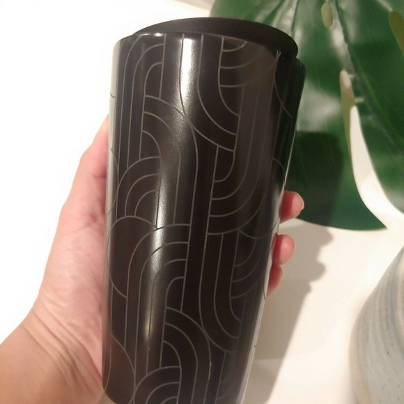 ❤️SOLD❤️STARBUCKS FALL 2020 Halloween BLACK GEO ETCHED CER - Picture 2 of 9